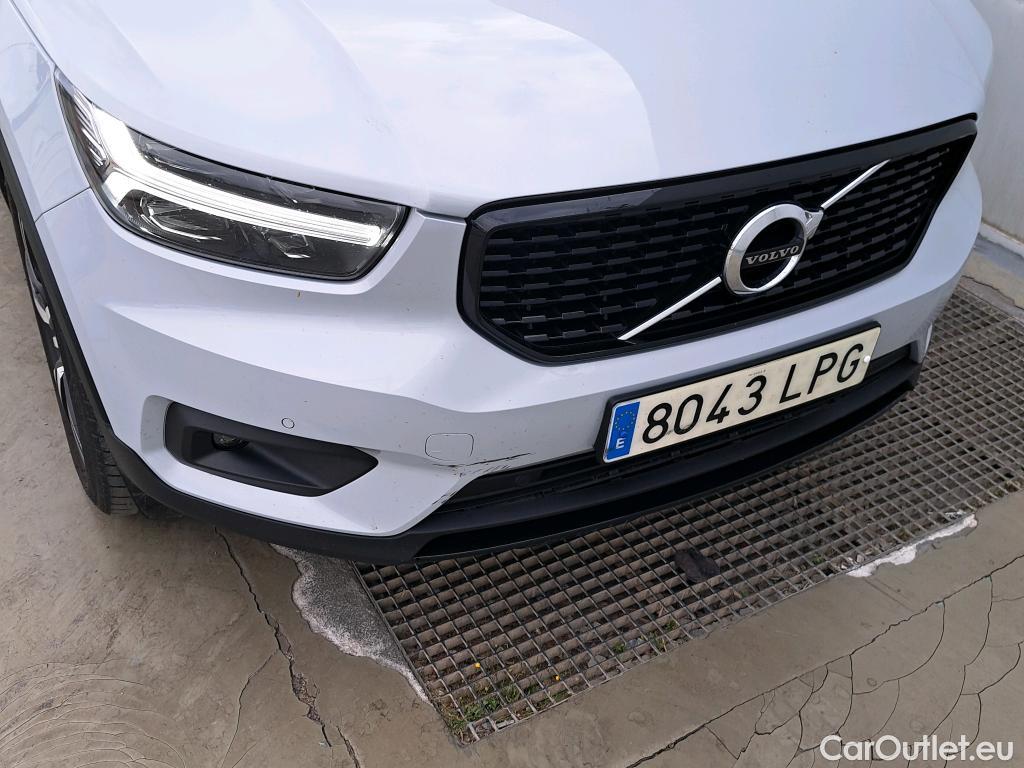  Volvo  XC 40 VOLVO XC40 / 2017 / 5P / todoterreno 1.5 T5 Twin Recharge R-Design Auto #9
