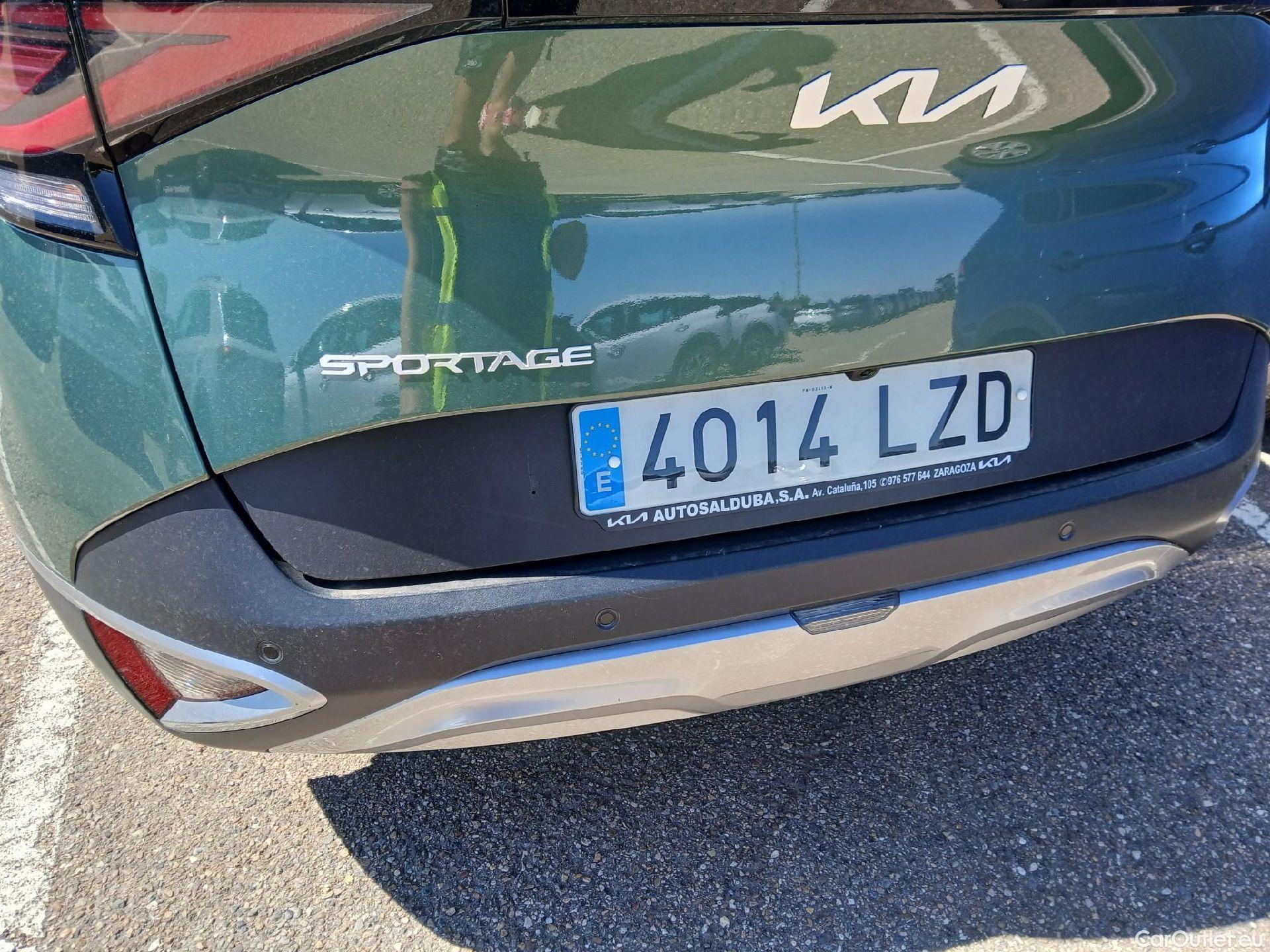  KIA  Sportage KIA  / 2022 / 5P / todoterreno 1.6 T-GDi 110kW (150CV) Drive 4x2 #8