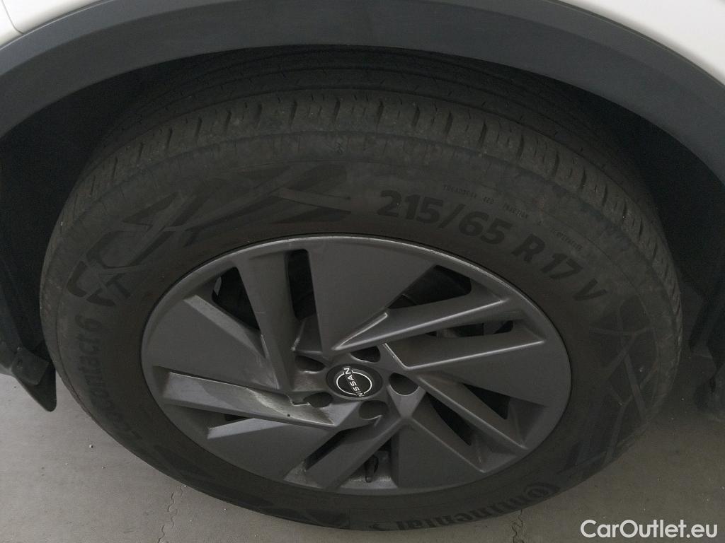 Nissan  Qashqai NISSAN  / 2024 / 5P / todoterreno DIG-T 103kW (140CV) mHEV 4x2 Acenta  #1