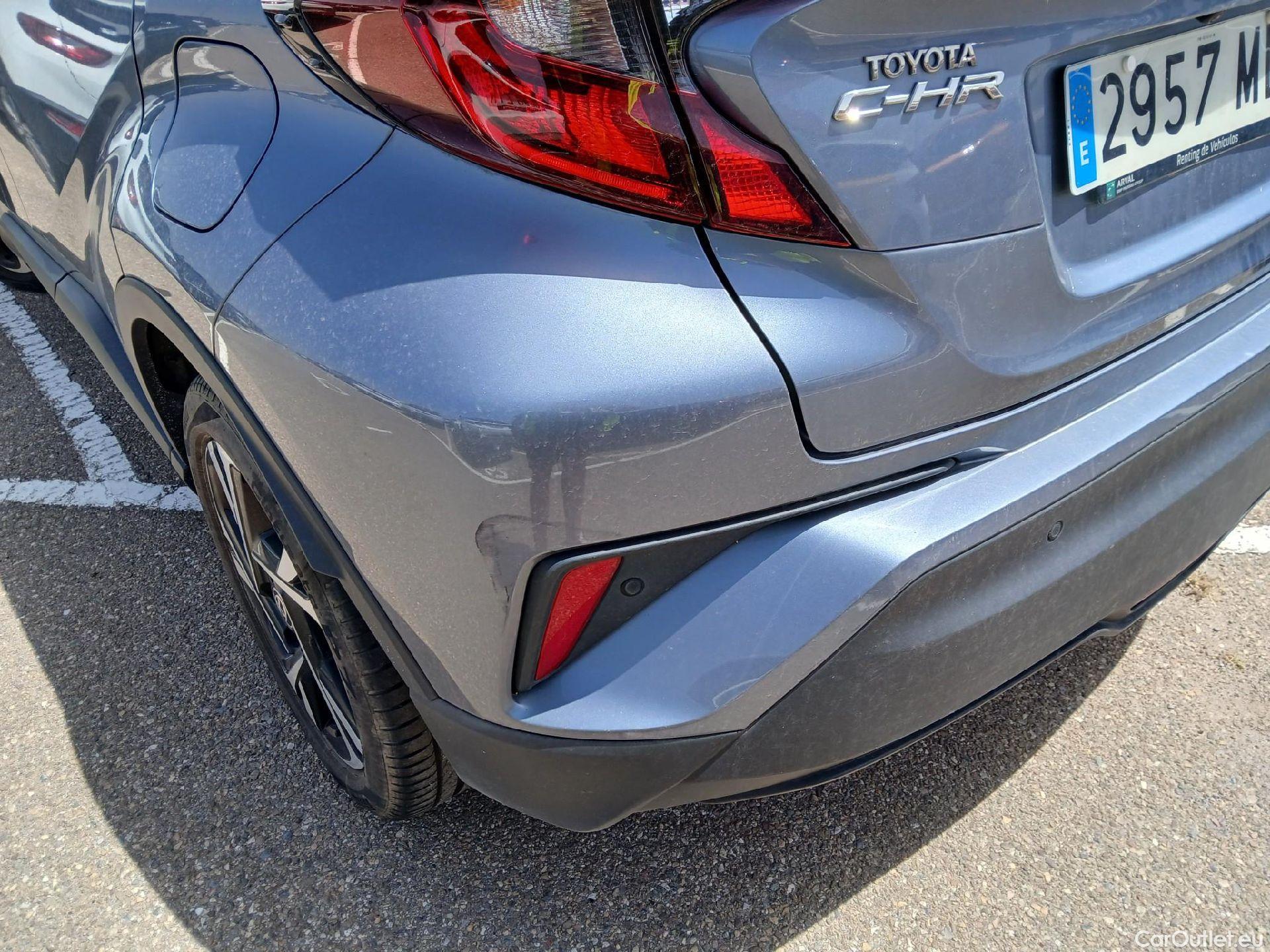  Toyota  C-HR TOYOTA  / 2019 / 5P / todoterreno 1.8 125H Advance #15