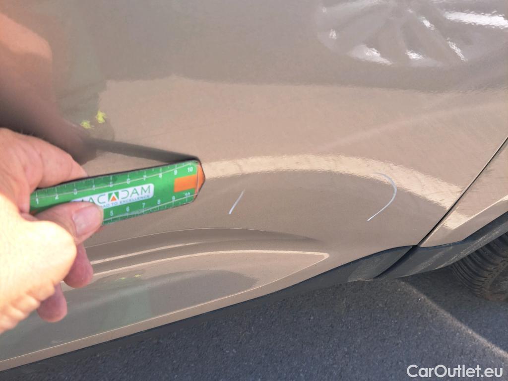  Volvo  XC 40 VOLVO XC40 / 2021 / 5P / todoterreno 1.5 T4 Recharge PHEV Plus Dark Auto #18