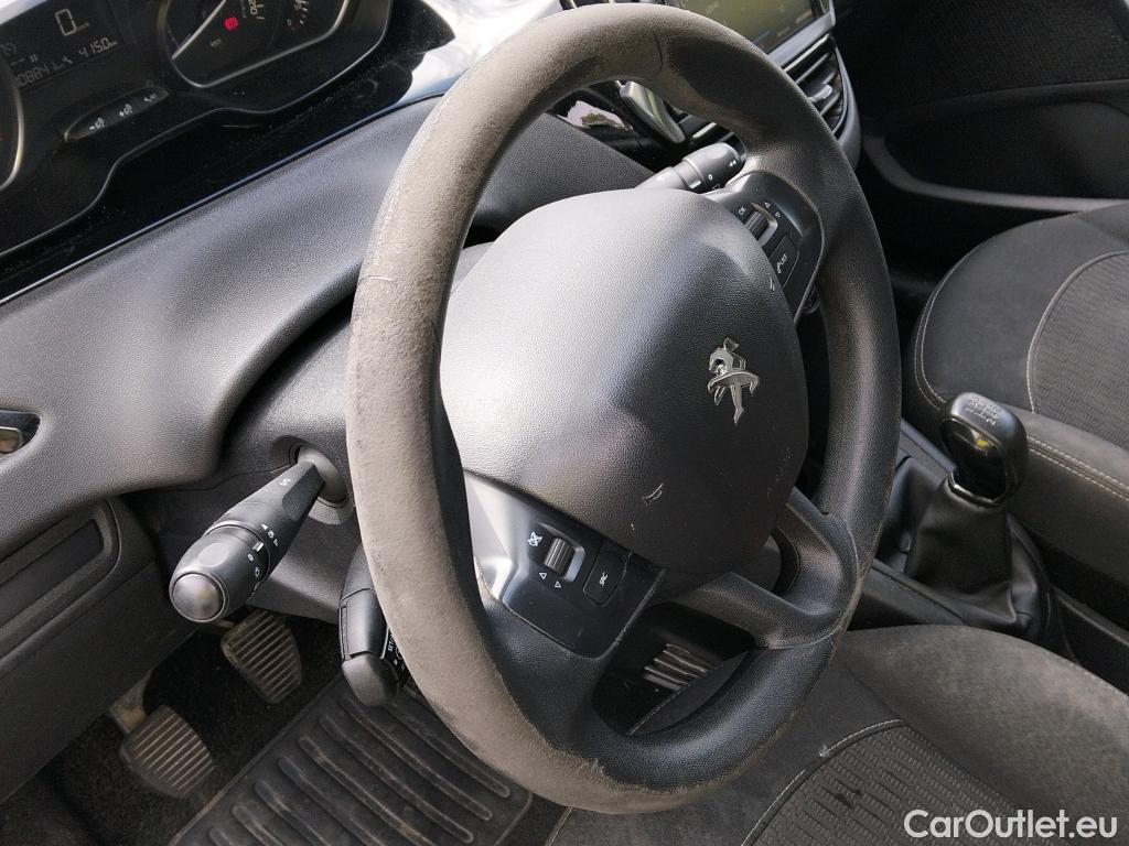  Peugeot  208 PEUGEOT  / 2019 / 5P / berlina con portón BlueHDi 73kW (100CV) Active #18