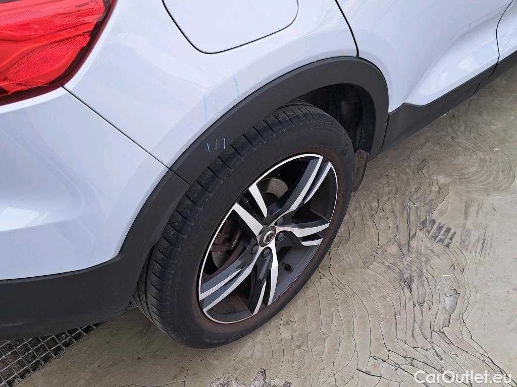 Volvo  XC 40 VOLVO XC40 / 2017 / 5P / todoterreno 1.5 T5 Twin Recharge R-Design Auto #15