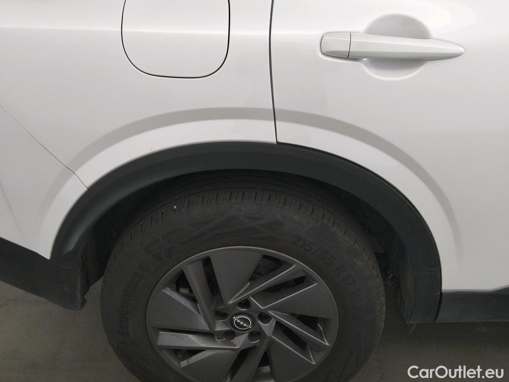  Nissan  Qashqai NISSAN  / 2024 / 5P / todoterreno DIG-T 103kW (140CV) mHEV 4x2 Acenta  #9