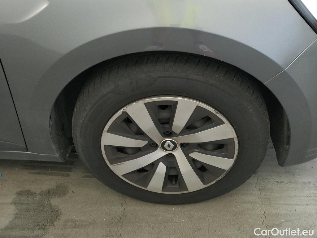 Renault  Clio RENAULT  / 2019 / 5P / berlina con portón Equilibre Blue dCi 74kW (100CV) #21