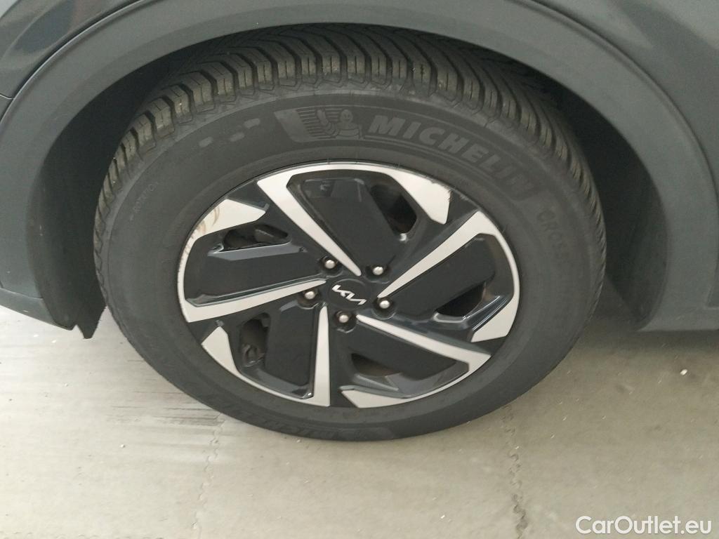  KIA  Sportage KIA  / 2022 / 5P / todoterreno 1.6 CRDi MHEV 100kW (136CV) Drive 4X2 #3