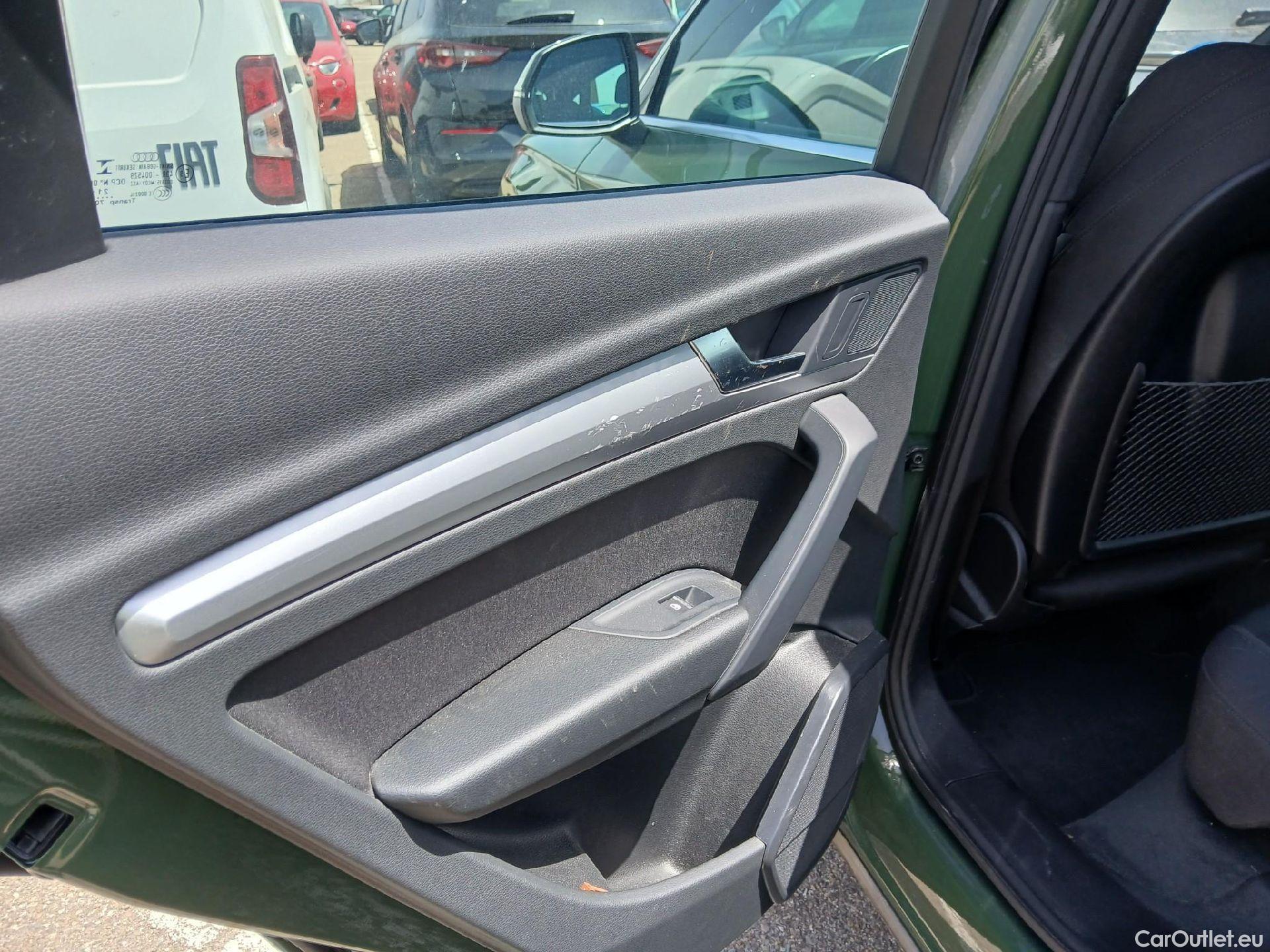  Audi  Q5 AUDI  SPORTBACK / 2020 / 5P / todoterreno S line 40 TDI 150kW quattro-ultra #23