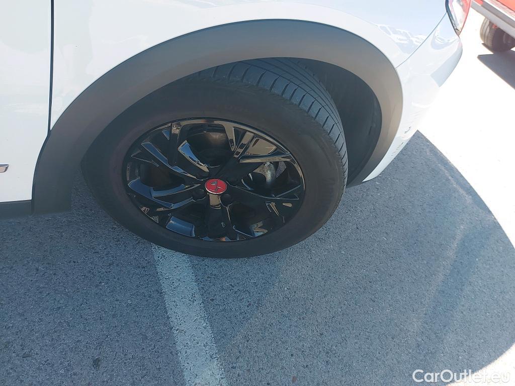  Citroen  DS3 DS DS 3 Crossback / 2018 / 5P / todoterreno PureTech 73 kW Manual PERFORMANCE LINE (AC) #7