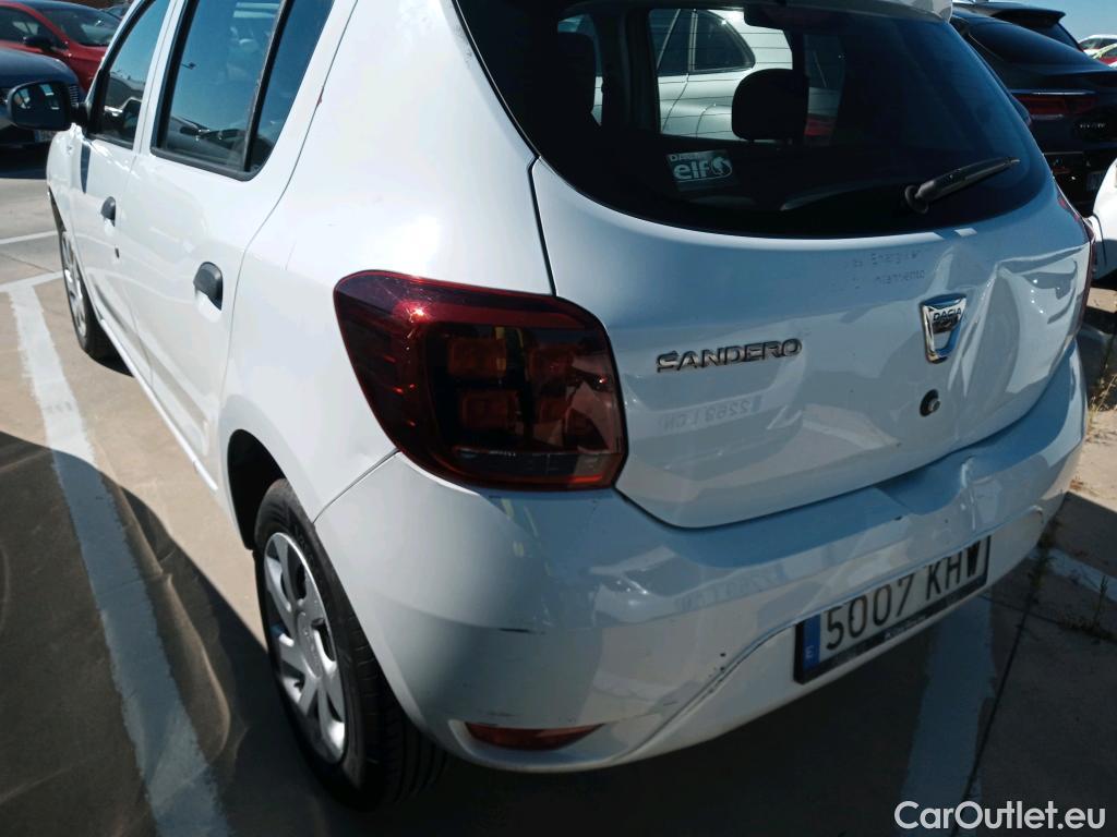  Dacia  Sandero DACIA  5p 2G berlina con portón Ambiance dCi 55kW (75CV) #23