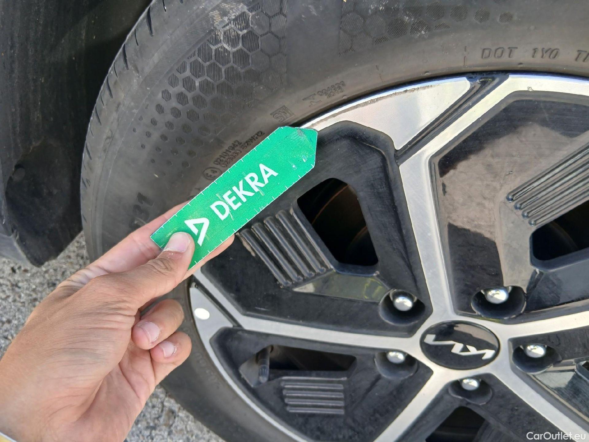  KIA  Niro  Hybrid Drive 1.6 AT6 E6d #35