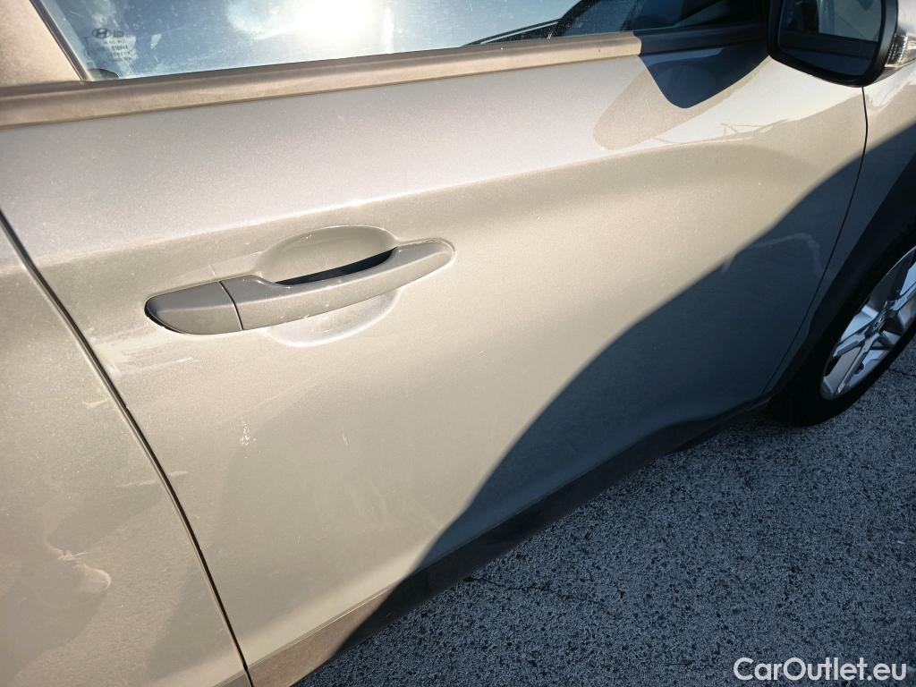  Hyundai  Konna HYUNDAI Kona / 2020 / 5P / todoterreno 1.0 TGDI Maxx 4X2 #33