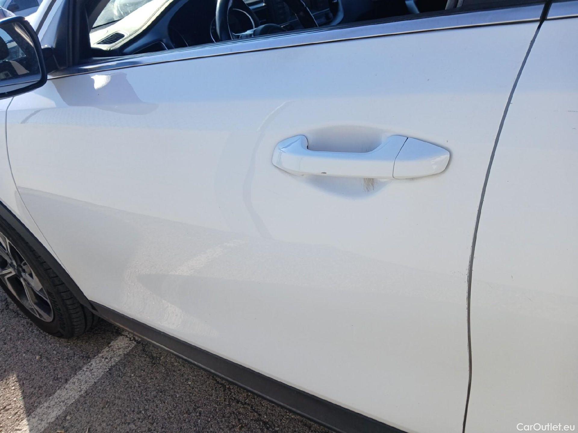  KIA  XCeed KIA  / 2019 / 5P / todoterreno 1.0 T-GDi Concept 88kW (120CV) #24