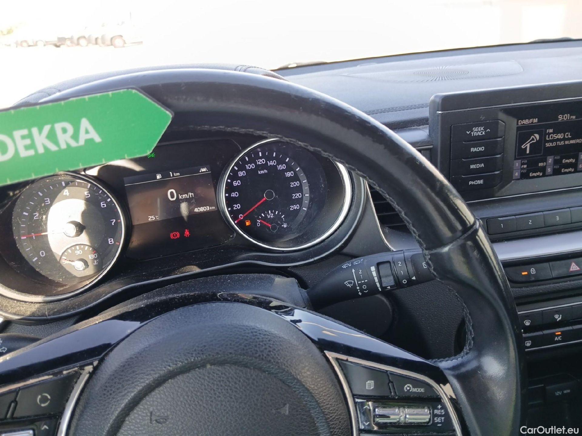  KIA  XCeed KIA  / 2019 / 5P / todoterreno 1.0 T-GDi Concept 88kW (120CV) #5