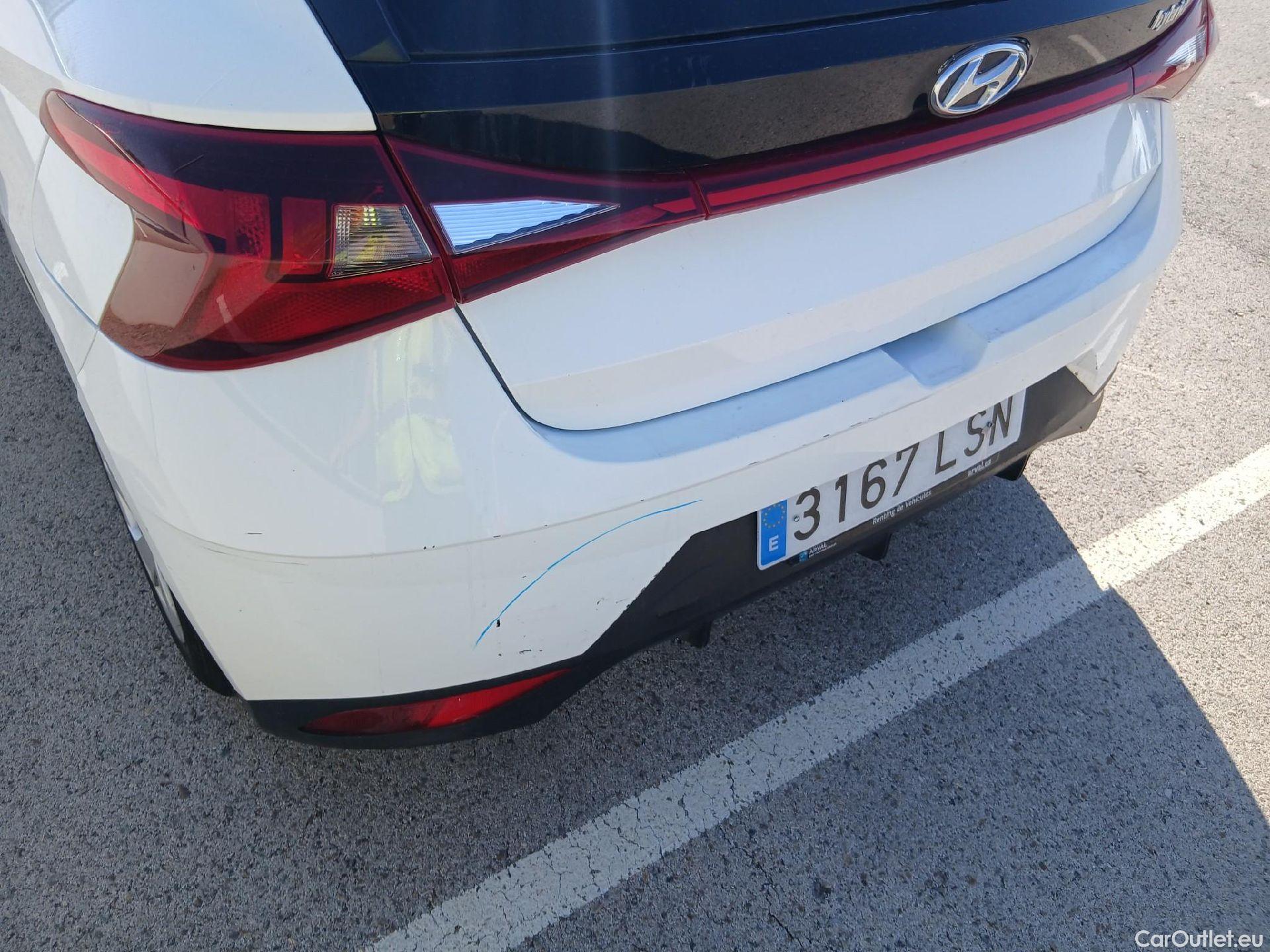  Hyundai  i20 HYUNDAI  / 2020 / 5P / berlina con portón 1.0 TGDI 74kW (100CV) 48V Essence #26