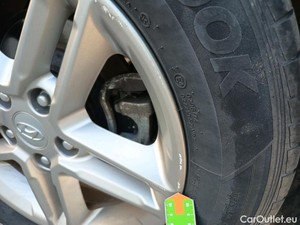  Hyundai  Konna HYUNDAI Kona / 2020 / 5P / todoterreno 1.0 TGDI Maxx 4X2 #32