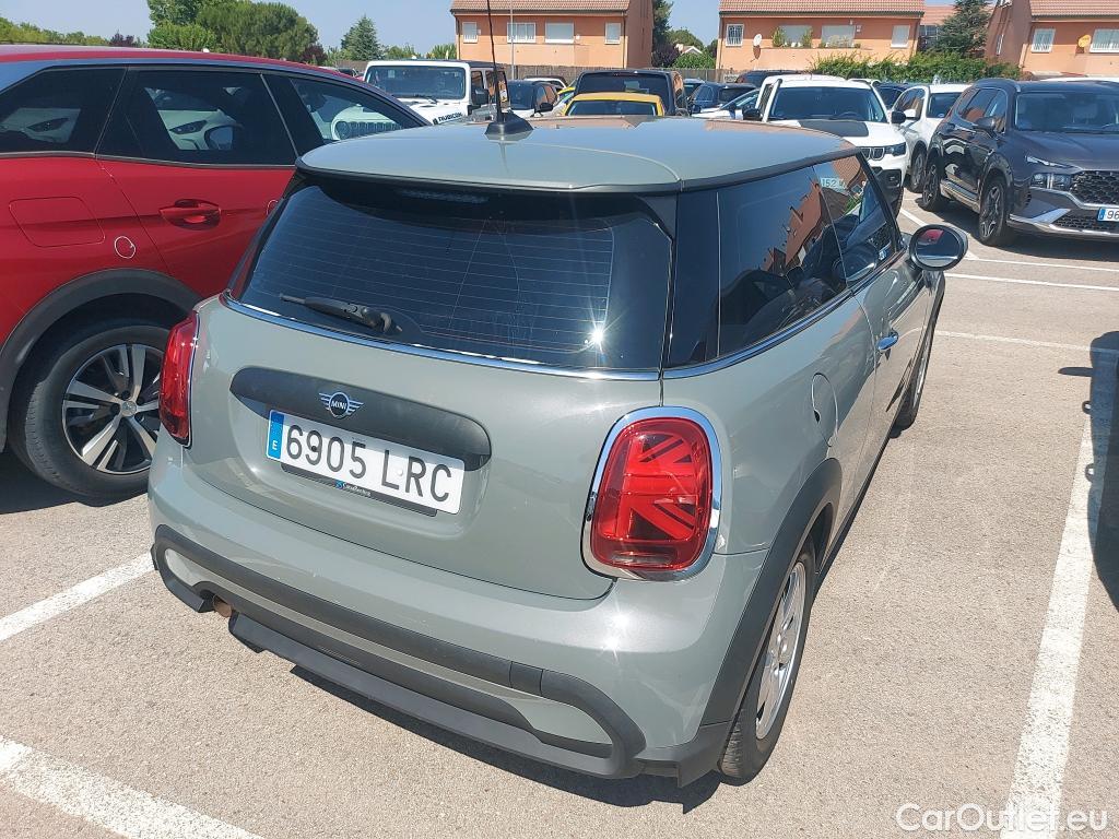  Mini  Mini   / 2021 / 3P / berlina con portón ONE #12