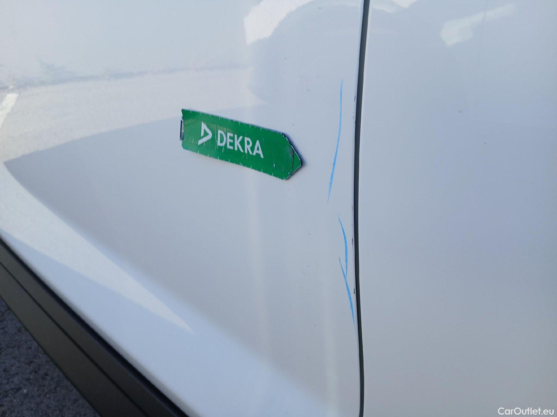  Nissan  Juke NISSAN  / 2019 / 5P / crossover DIG-T 84 kW (114 CV) 6M/T Acenta #12