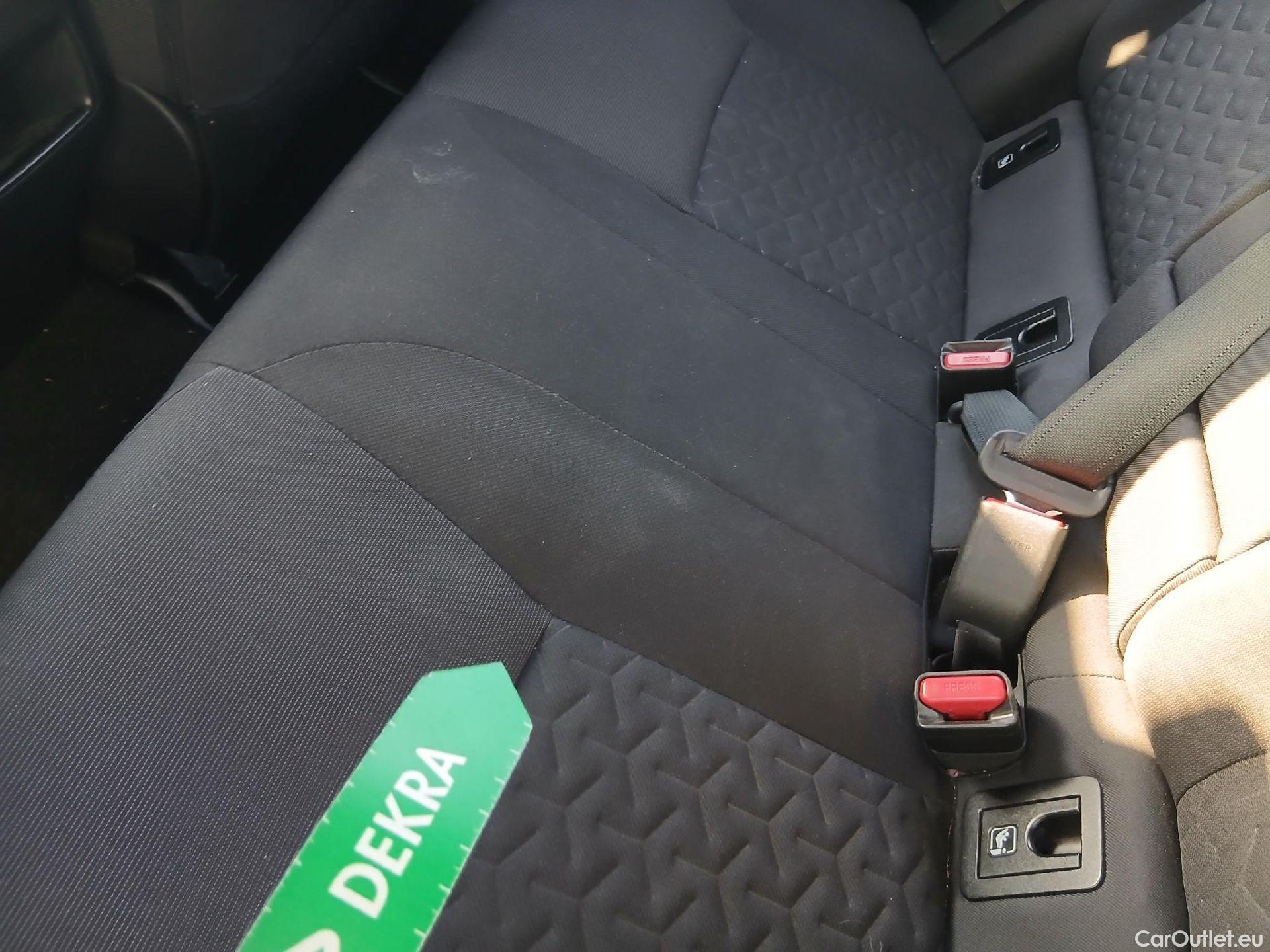  Toyota  Corolla TOYOTA  1.8 125H ACTIVE TECH E-CVT #25