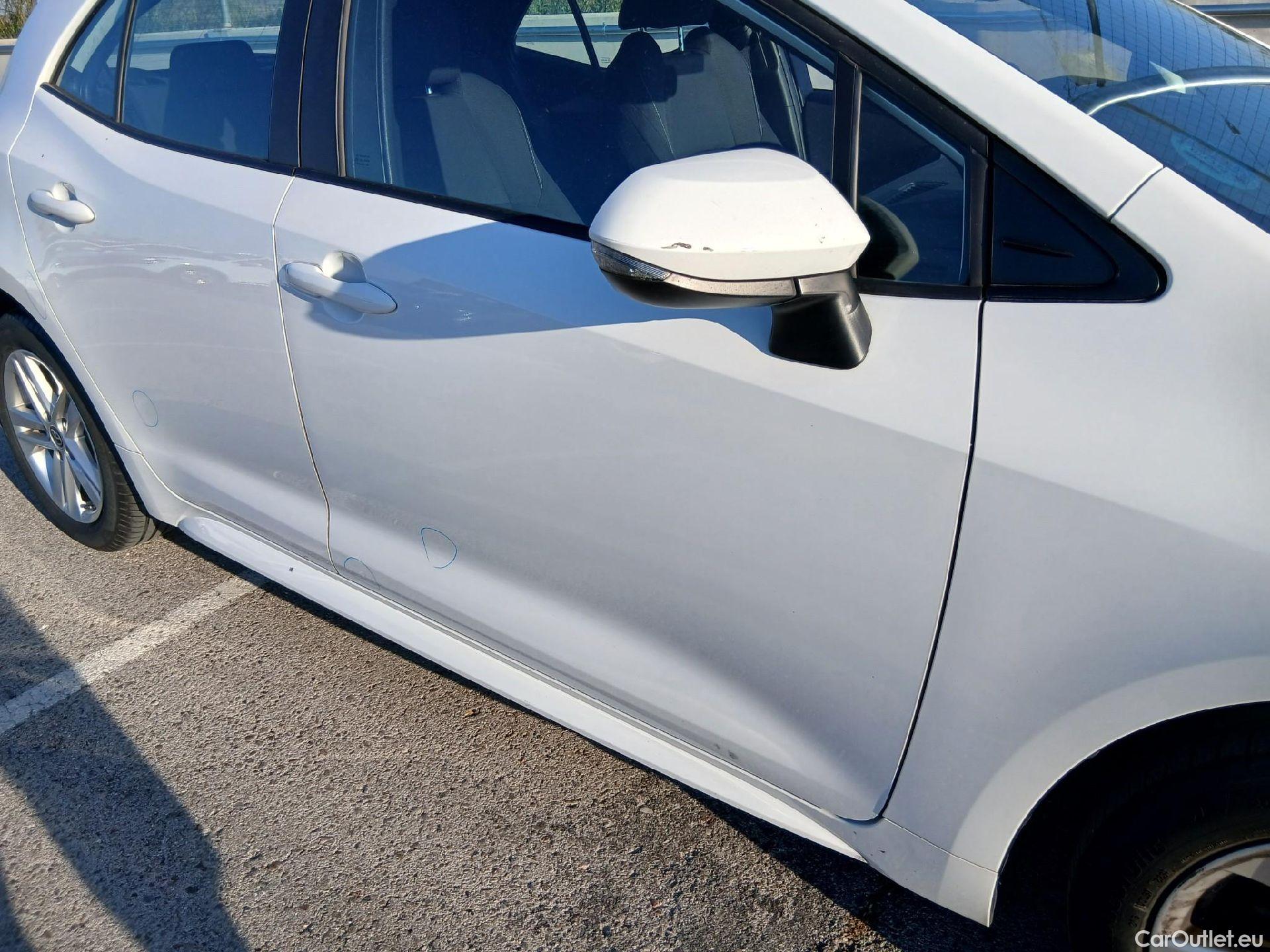  Toyota  Corolla TOYOTA  1.8 125H ACTIVE TECH E-CVT #45