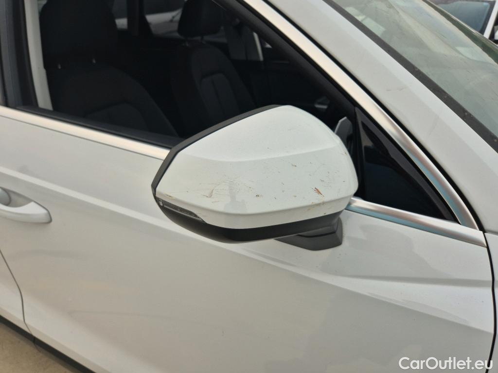  Audi  Q3 AUDI  / 2018 / 5P / todoterreno Advanced 35 TDI 110kW (150CV) S tronic #29