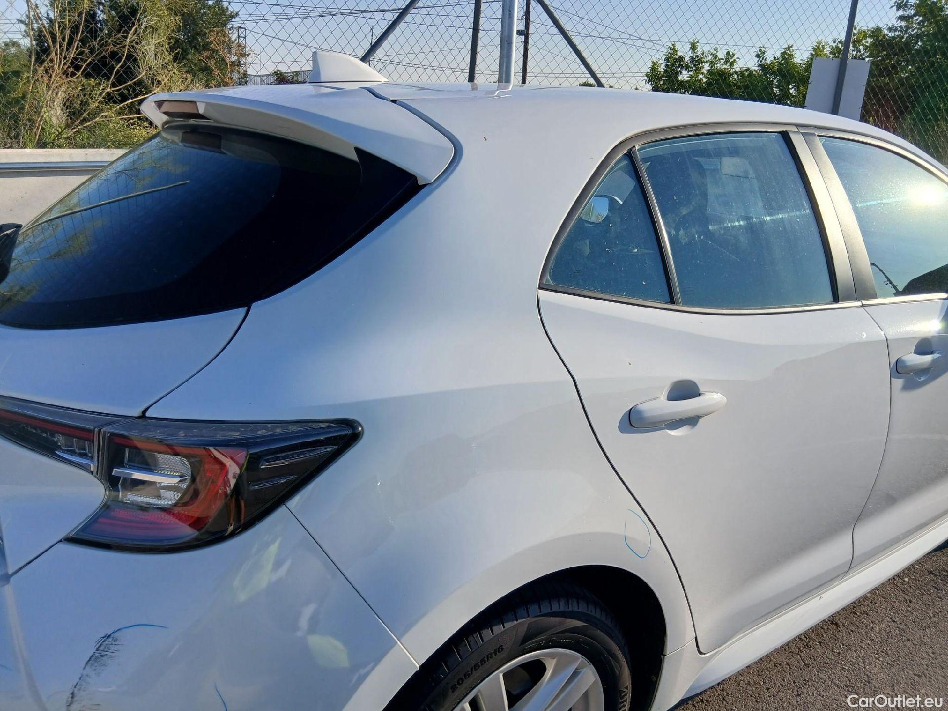  Toyota  Corolla TOYOTA  1.8 125H ACTIVE TECH E-CVT #38