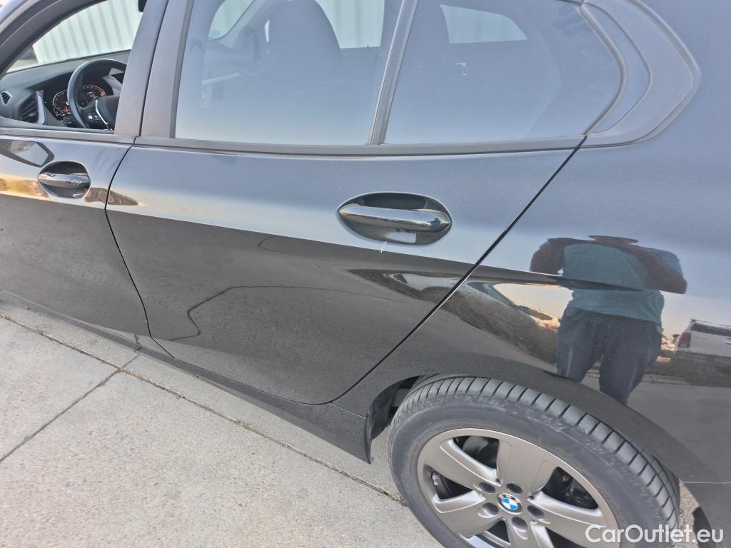 Bmw  Serie 1 BMW  / 2019 / 5P / berlina con portón 116d Corporate Auto. #14