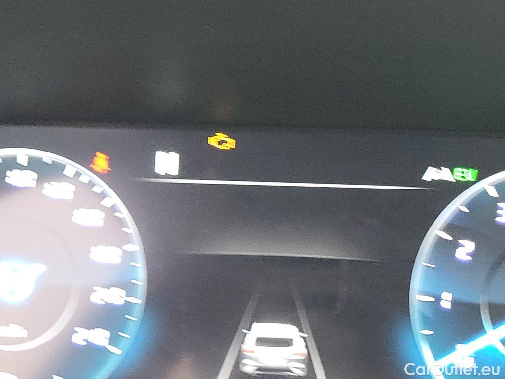  KIA  XCeed KIA  / 2022 / 5P / todoterreno 1.6 GDi PHEV 104kW (141CV) eTech #18