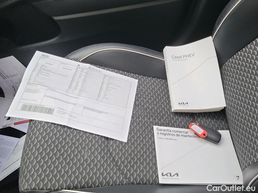  KIA  XCeed KIA  / 2022 / 5P / todoterreno 1.6 GDi PHEV 104kW (141CV) eTech #1
