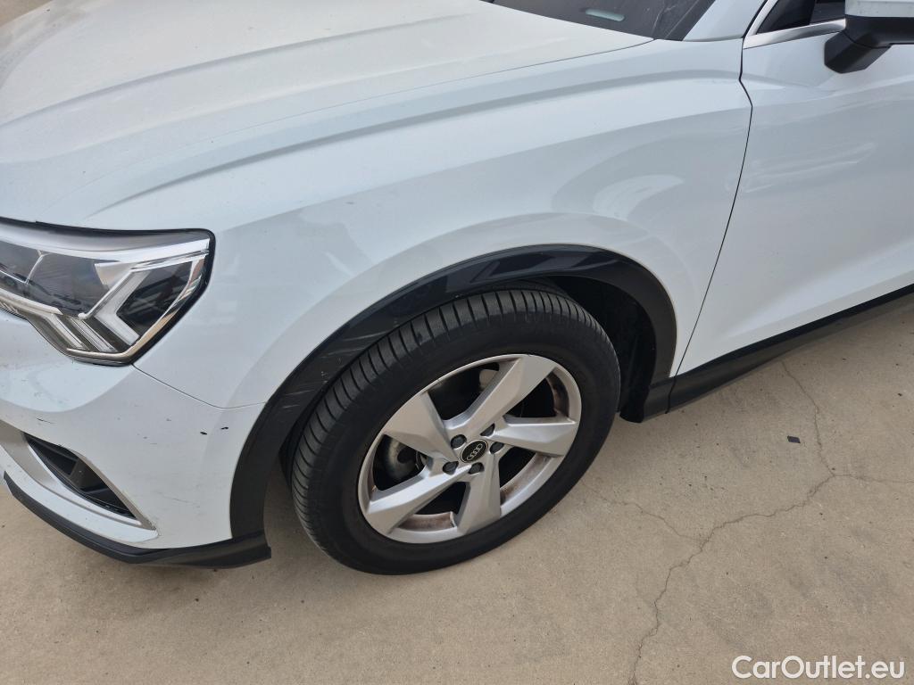  Audi  Q3 AUDI  / 2018 / 5P / todoterreno Advanced 35 TDI 110kW (150CV) S tronic #15