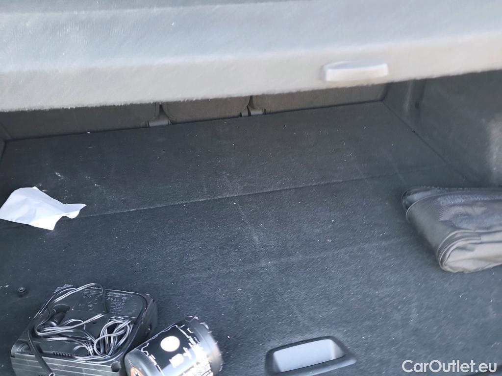  Bmw  X1 BMW  / 2019 / 5P / todoterreno sDrive16d Business #25