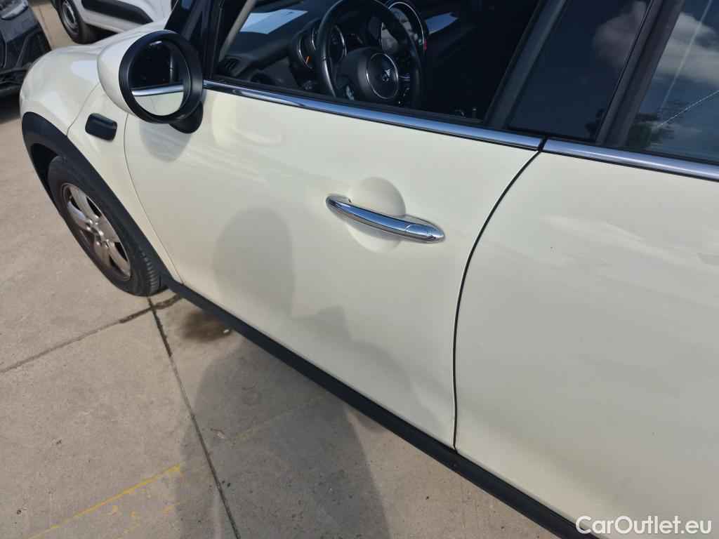  Mini  Cooper MINI MINI / 2021 / 5P / berlina con portón  5 PUERTAS #14