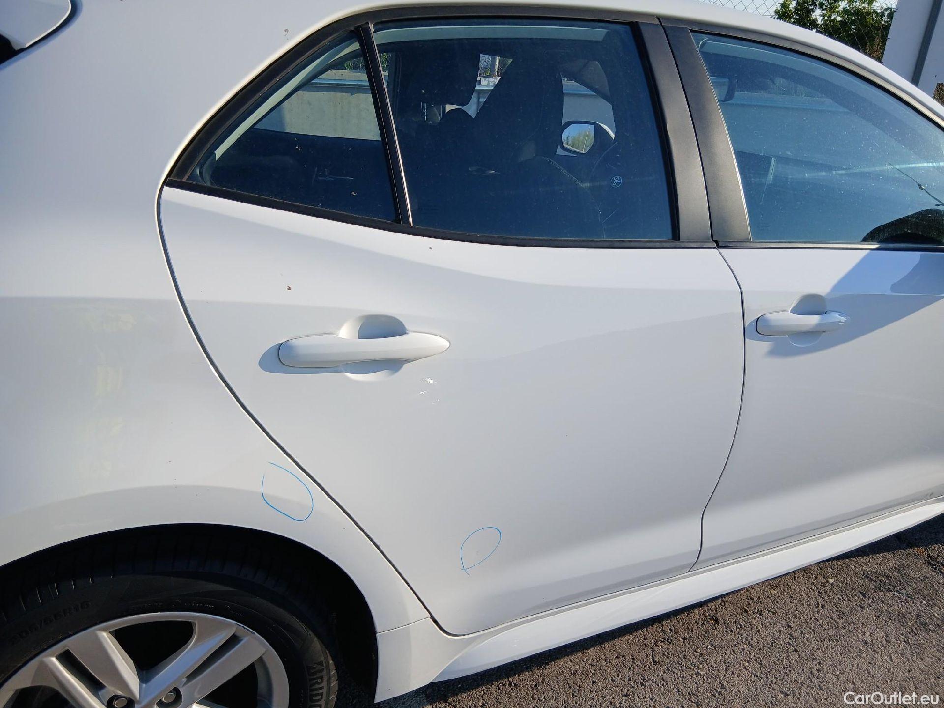  Toyota  Corolla TOYOTA  1.8 125H ACTIVE TECH E-CVT #42