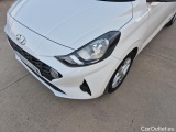  Hyundai  i10 HYUNDAI  / 2020 / 5P / berlina con portón 1.0 Klass #15