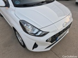  Hyundai  i10 HYUNDAI  / 2020 / 5P / berlina con portón 1.0 Klass #16