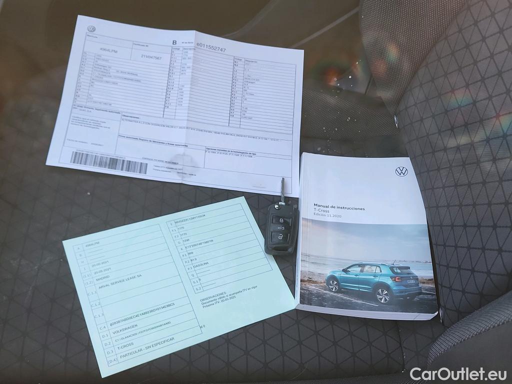  Volkswagen  T-CROSS VOLKSWAGEN  / 2018 / 5P / todoterreno Advance 1.0 TSI 81kW (110CV) DSG (AC) #1