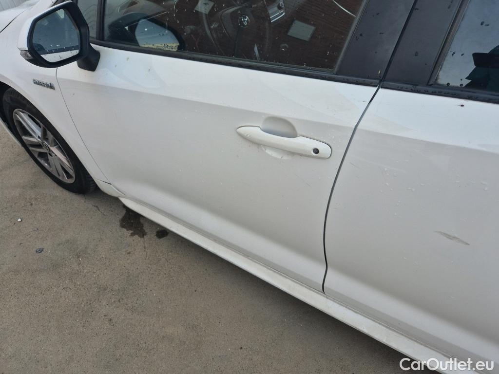 Toyota  Corolla TOYOTA  / 2019 / 5P / familiar 1.8 125H ACTIVE TECH E-CVT TOU SPORT #19