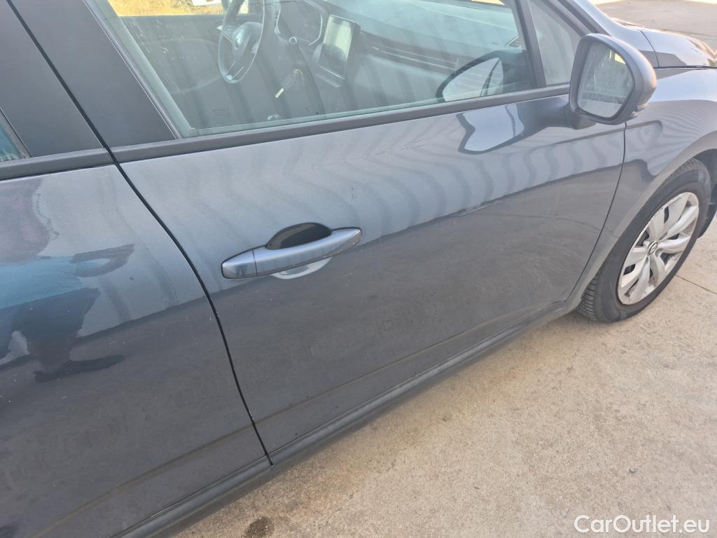  Renault  Clio RENAULT  / 2019 / 5P / berlina con portón Business TCe 67 kW (90CV) #8