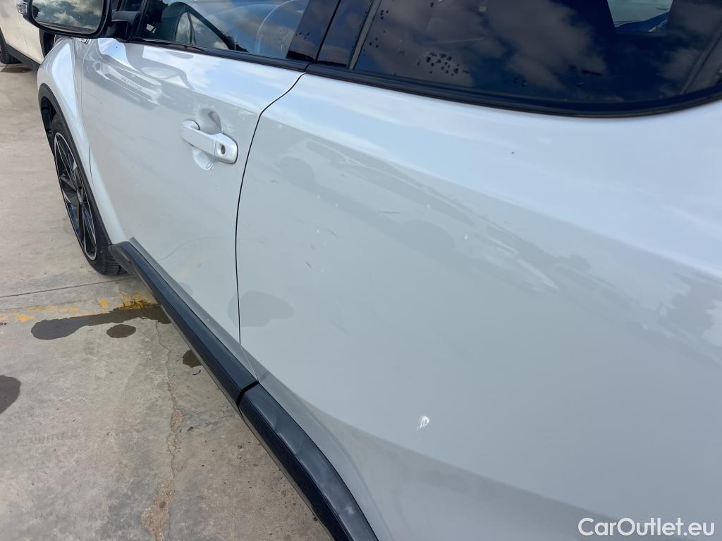  Toyota  C-HR TOYOTA  / 2019 / 5P / todoterreno 2.0 180H GR Sport #14