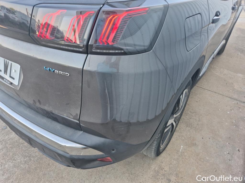  Peugeot  3008 PEUGEOT  Hybrid / 2020 / 5P / todoterreno 225 e-EAT8 Allure (AC2) #15