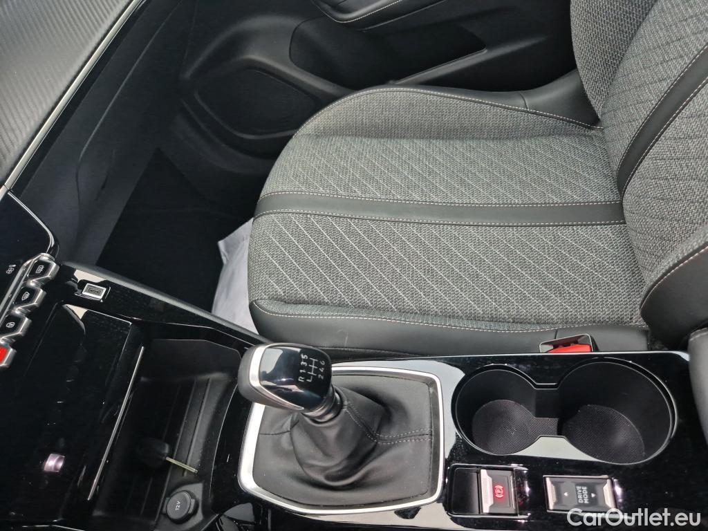  Peugeot  2008  Allure 1.2 PureTech 100CV MT6 E6d #11