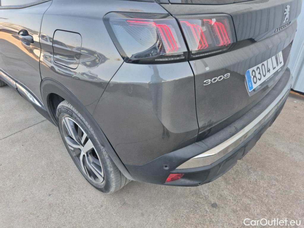  Peugeot  3008 PEUGEOT  Hybrid / 2020 / 5P / todoterreno 225 e-EAT8 Allure (AC2) #17