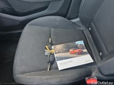  Renault  Clio RENAULT  / 2019 / 5P / berlina con portón Business TCe 67 kW (90CV) #9