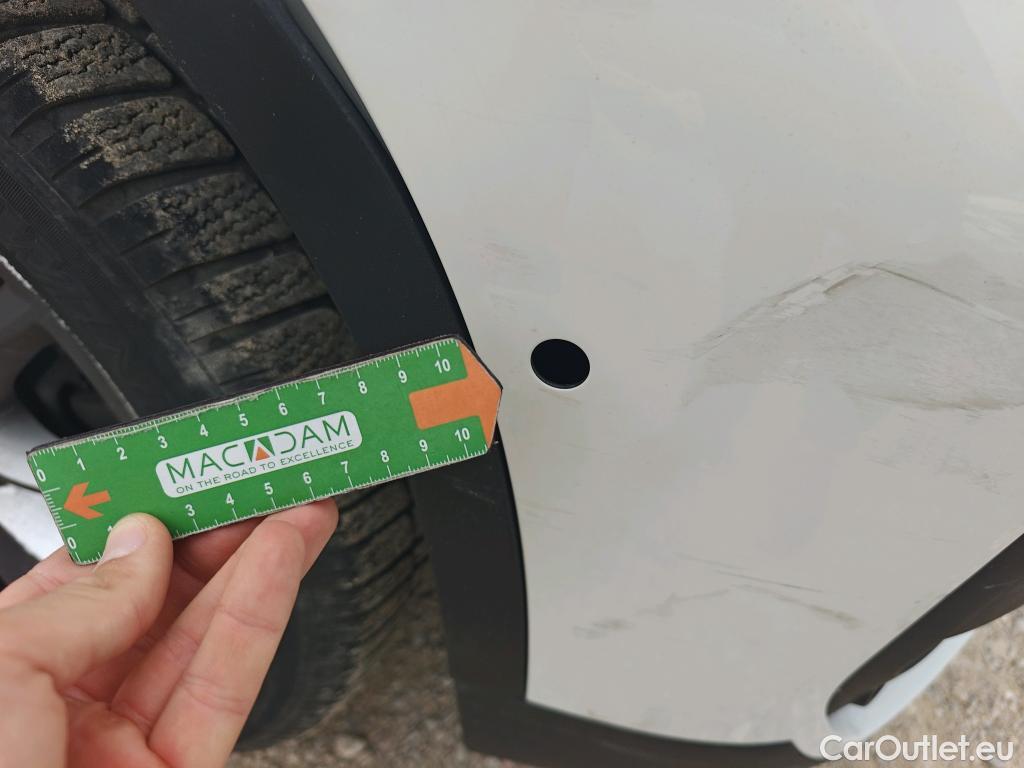  Bmw  X1 BMW  / 2019 / 5P / todoterreno sDrive16d Business #6
