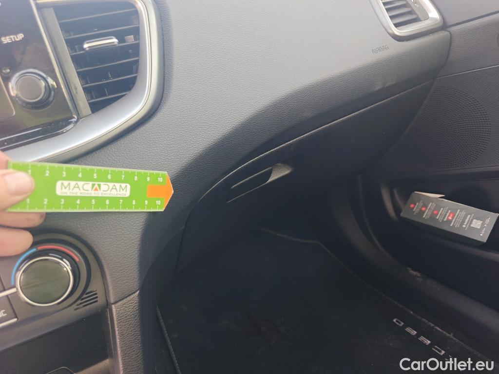  KIA  XCeed KIA  / 2019 / 5P / todoterreno 1.0 T-GDi Drive 88kW (120CV) #7