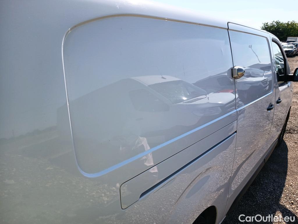  Citroen  Jumpy CITROEN  / 2016 / 4P / furgón Talla XL BlueHDi 145 S&S 6v Control #36