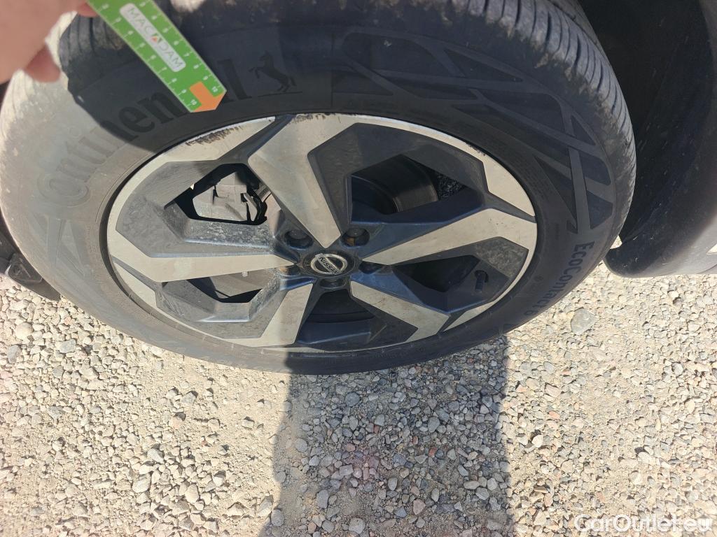 Nissan  Qashqai NISSAN  / 2021 / 5P / todoterreno DIG-T 103kW N-Connecta #4