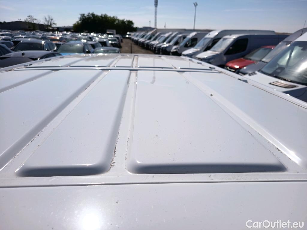  Citroen  Jumpy CITROEN  / 2016 / 4P / furgón Talla XL BlueHDi 145 S&S 6v Control #3