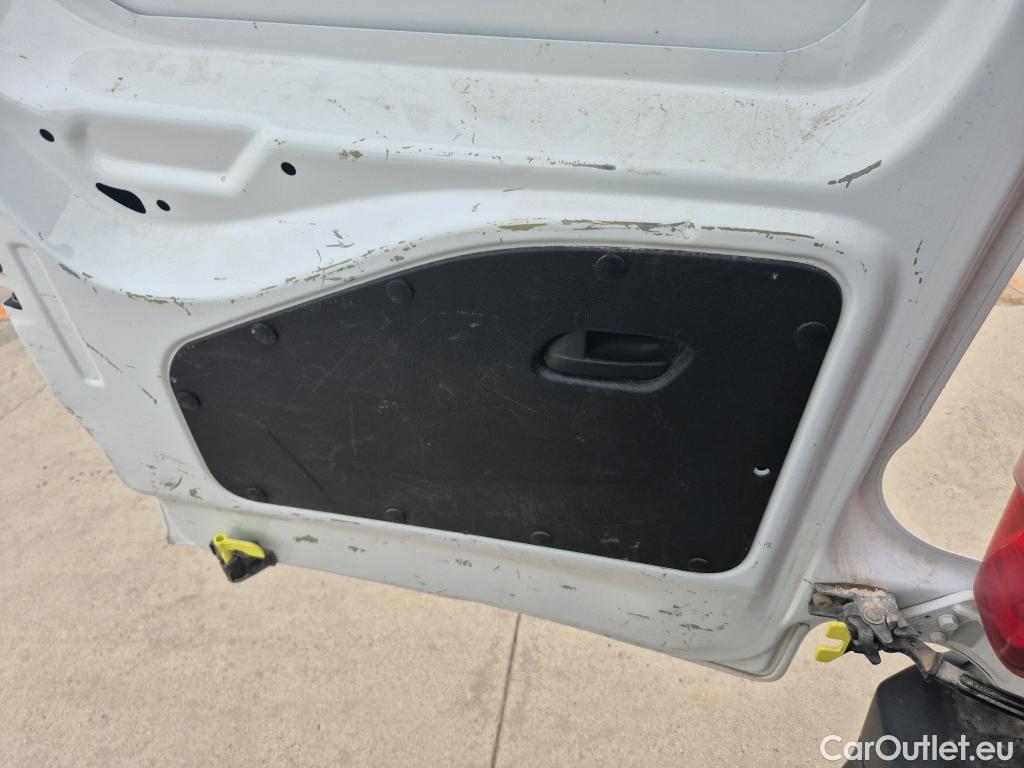  Citroen  Berlingo CITROEN  / 2018 / 3P / furgón derivado de turismo Talla M BlueHDi 100 CONTROL #19