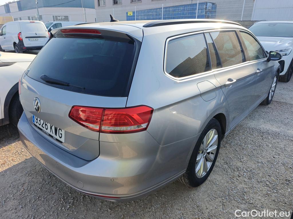  Volkswagen  Passat VOLKSWAGEN  / 2014 / 5P / familiar Advance 2.0 TDI 110kW (150CV) Variant #30