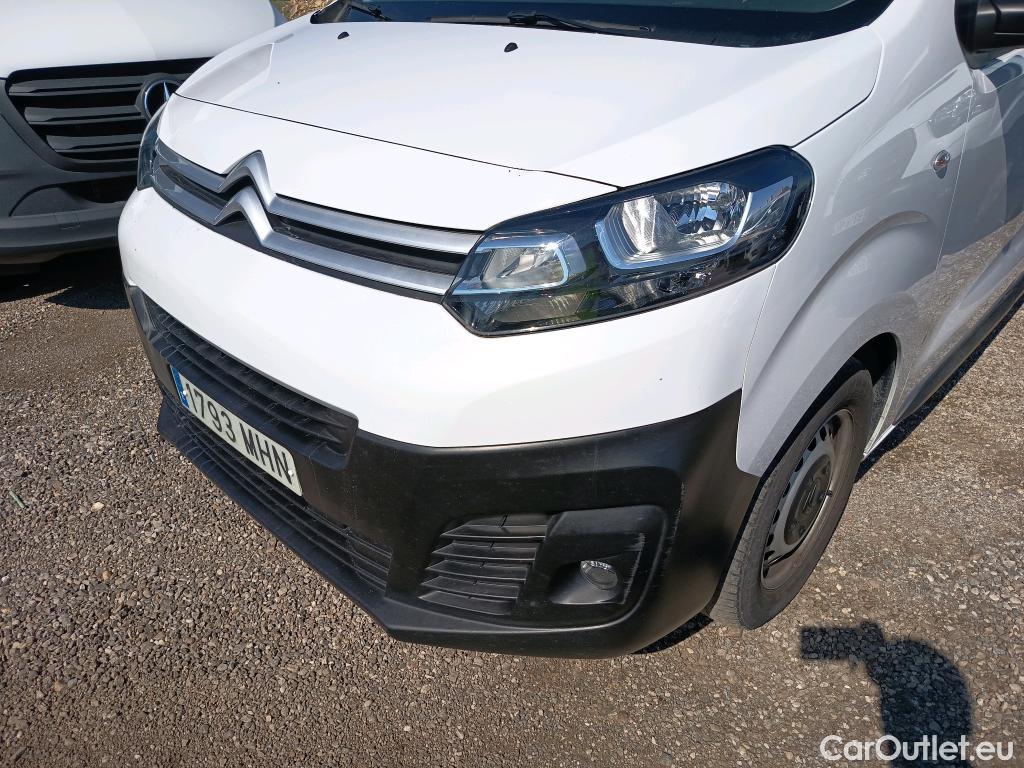  Citroen  Jumpy CITROEN  / 2016 / 4P / furgón Talla XL BlueHDi 145 S&S 6v Control #24